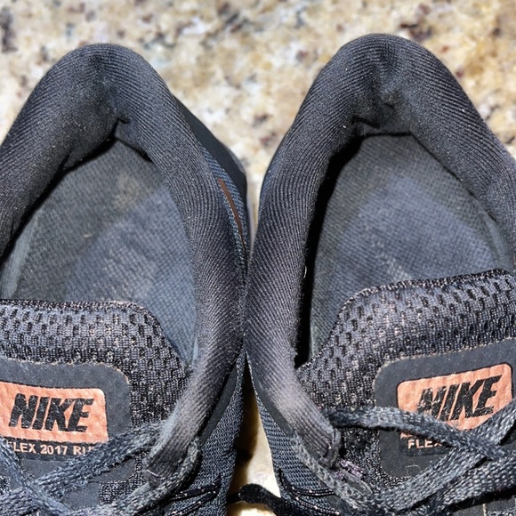 Nike Flex 2017 Run - Picture 2 of 9